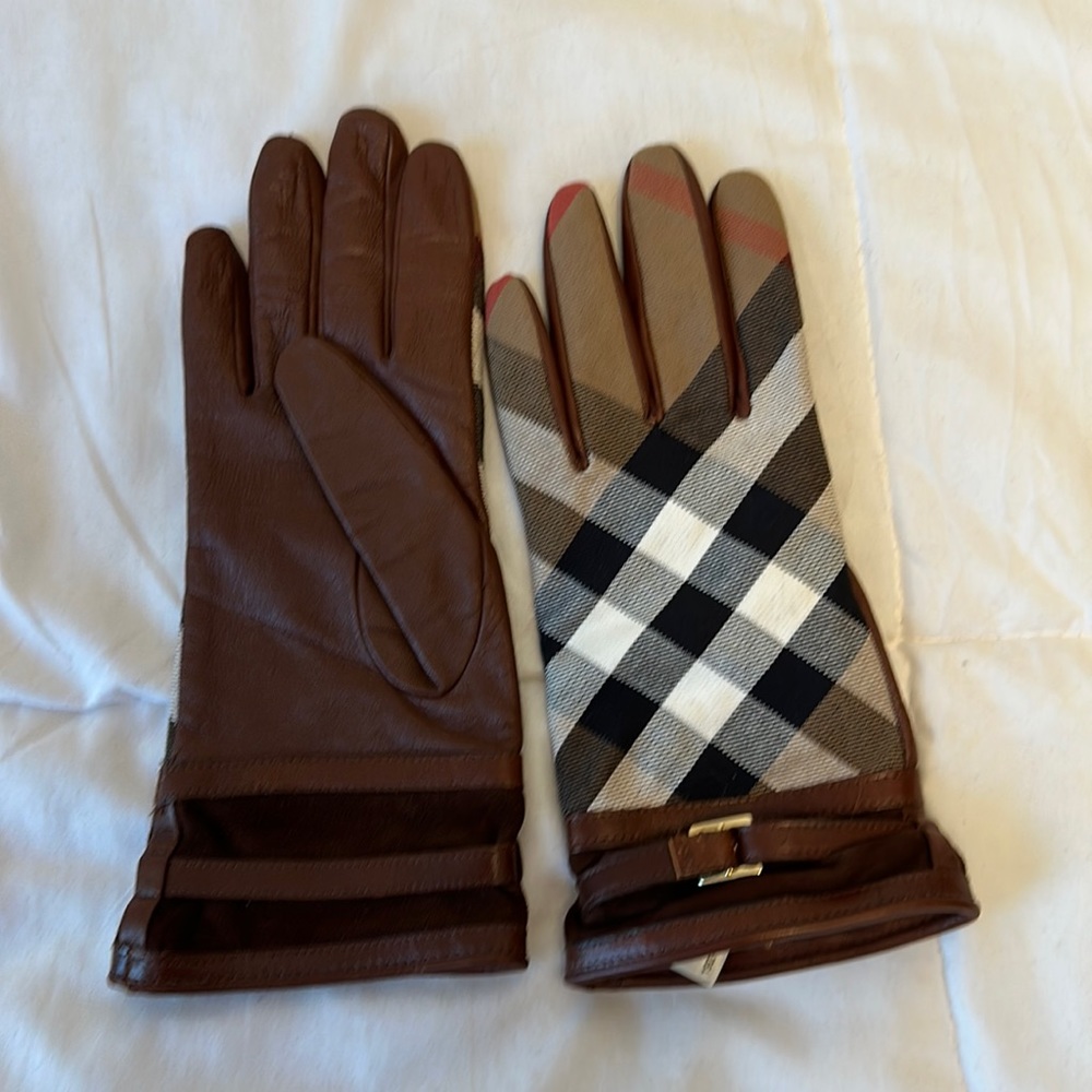 Burberry Brown Leather & Nova Check Gloves